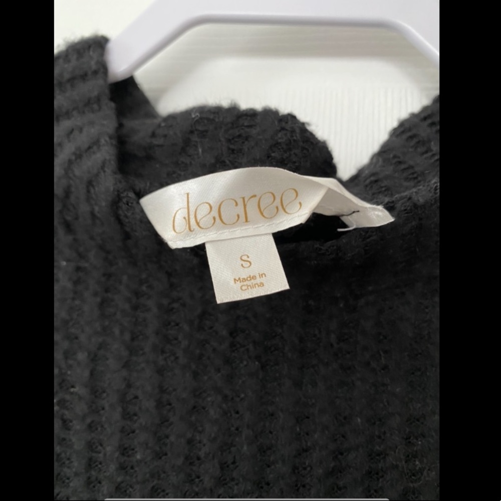 Sweater - Picture 2 of 2
